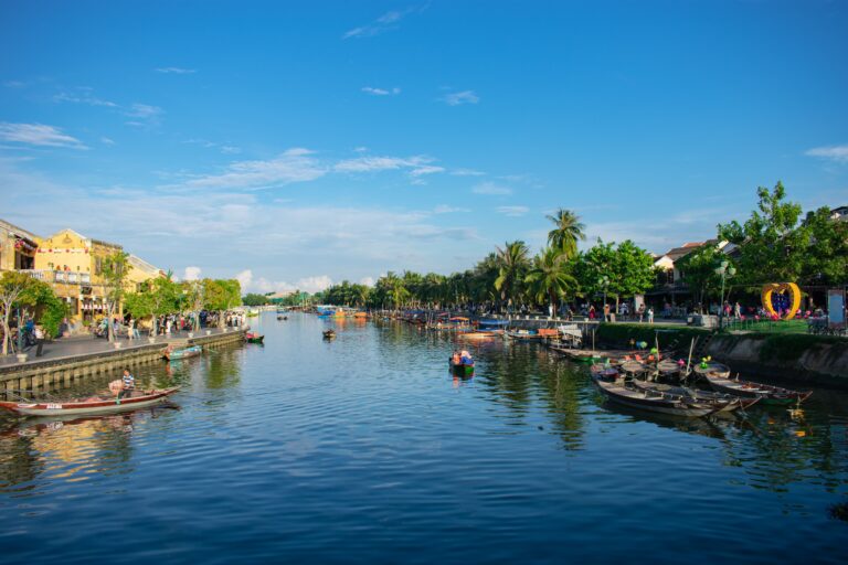 Vietnam – cesta od ryžových polí až po deltu Mekongu